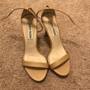 Steve Madden nude heels
